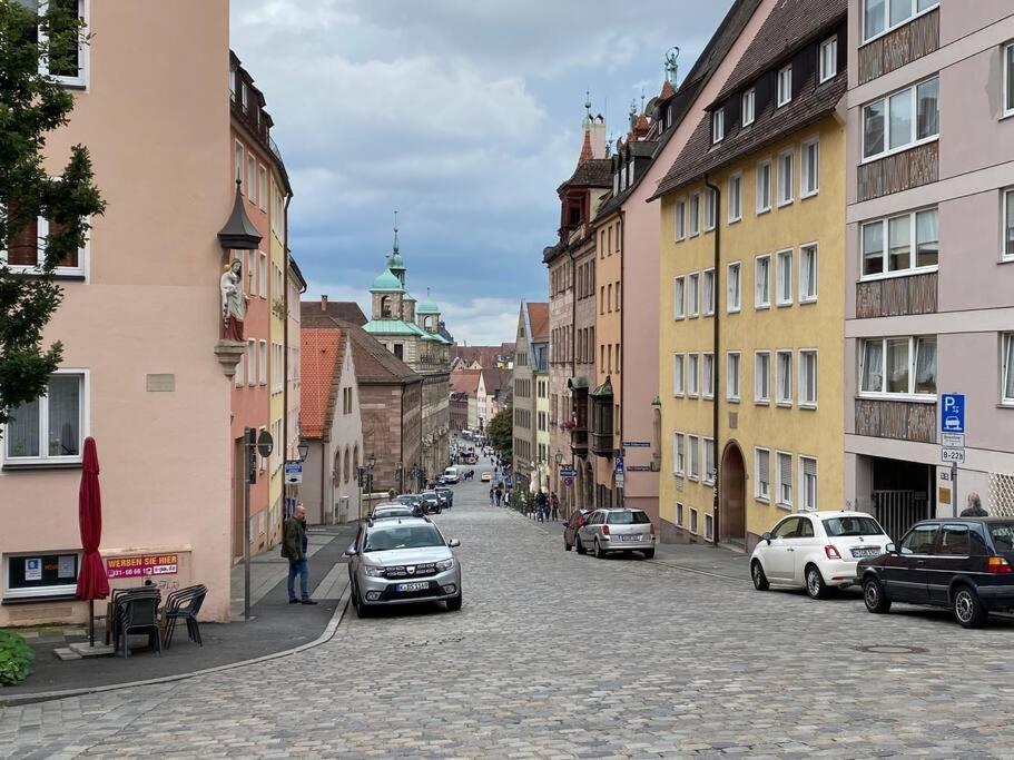 Grosszuegiges Studio-Apartment - Top-Lage + Parken Nürnberg Kültér fotó